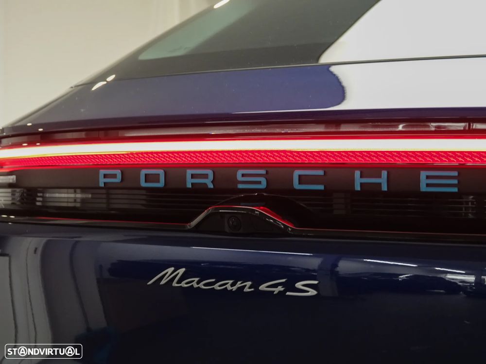 Porsche Macan Electric 4S - 8