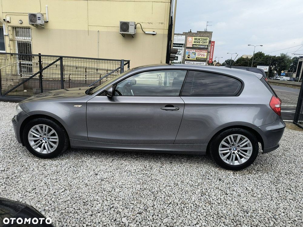 BMW Seria 1 118d Sport Line - 25