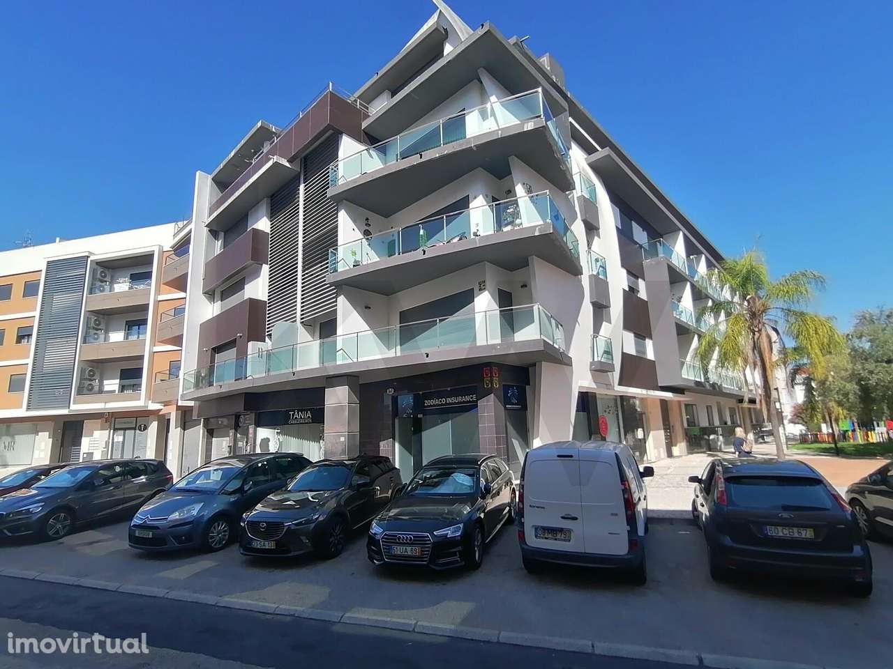 Loja para arrendamento no centro do Entroncamento - Grande imagem: 2/12