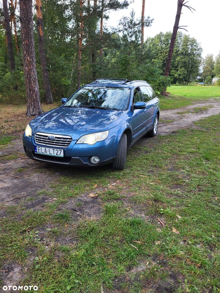 Subaru Outback - 1