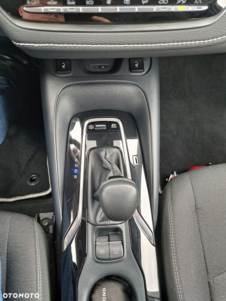 Toyota Corolla 1.8 Hybrid Style - 14