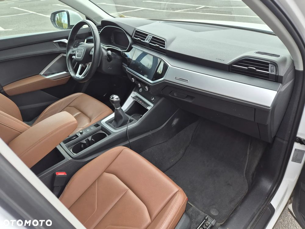 Audi Q3 - 11