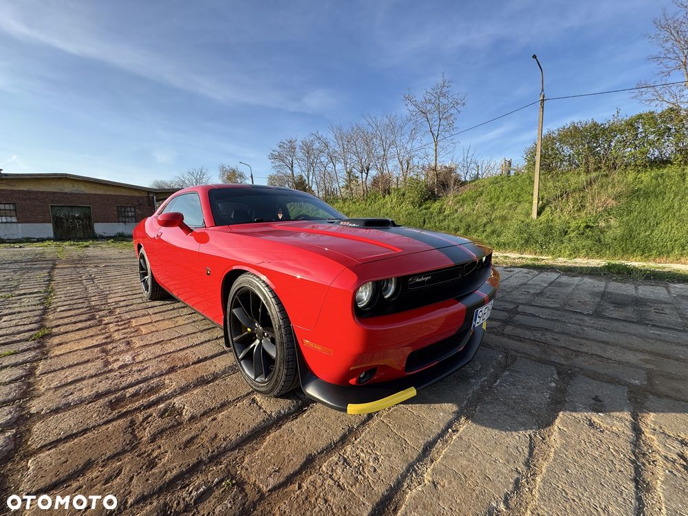 Dodge Challenger - 3