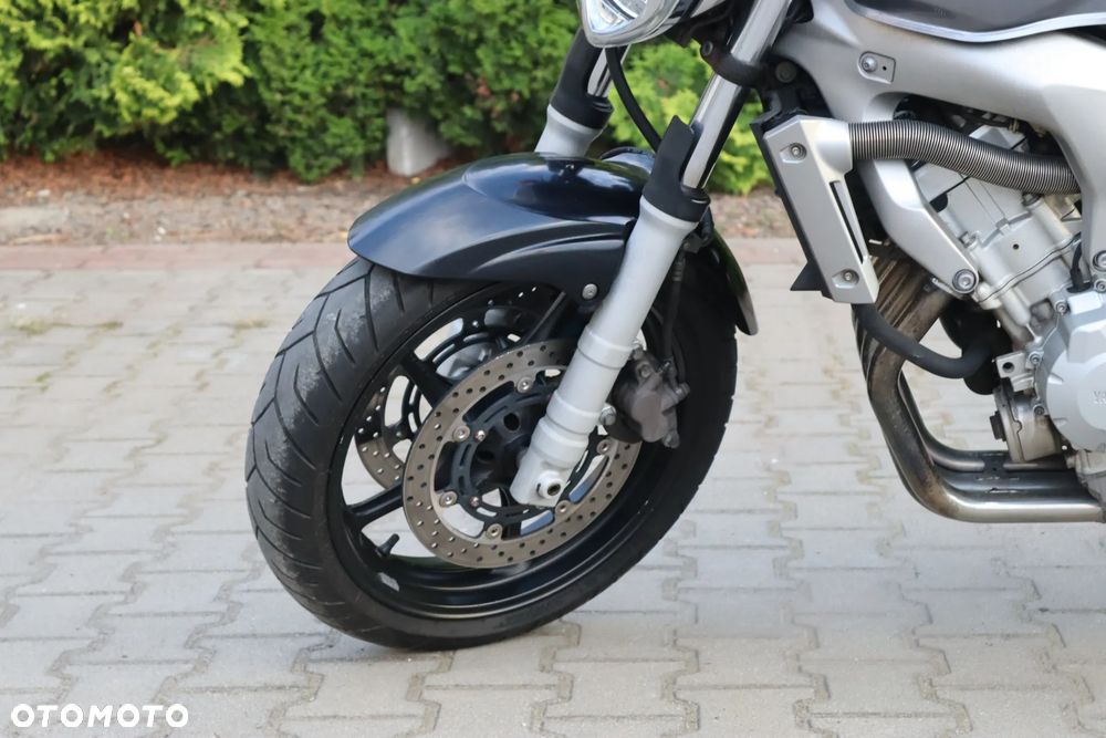 Yamaha FZ6 - 3