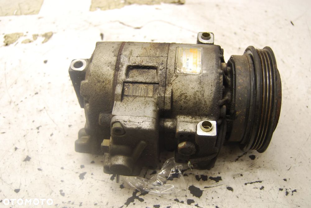 KOMPRESOR SPRĘŻARKA KLIMATYZACJI 8D0260805B AUDI A4 B5 1.6 VW PASSAT B5 8D0260805J SKODA SUPERB I 1.8 TURBO - 2