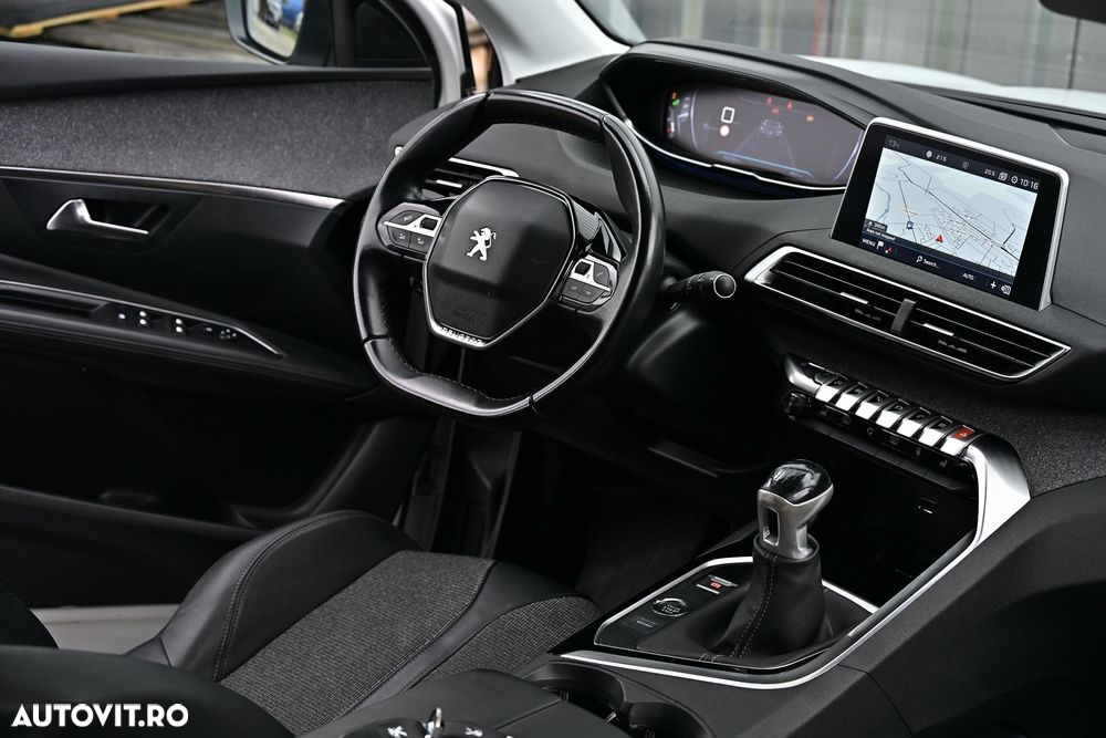 Peugeot 3008 PureTech 130 Stop & Start Allure - 15