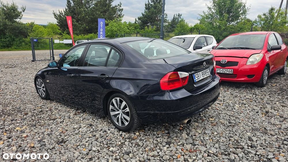 BMW Seria 3 320i - 13