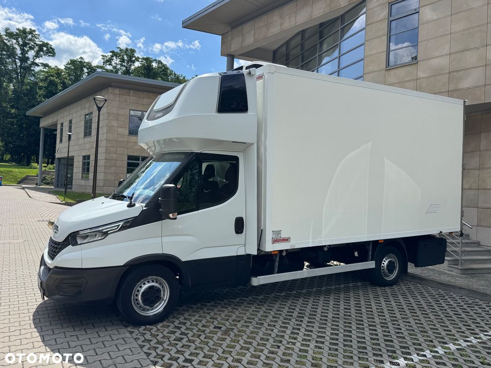 Iveco DAILY 35 180 HI MATIC / MANULA / AUTOMAT / MULTI TEMPERATURA / 8 PALET / MROZNIA - 28