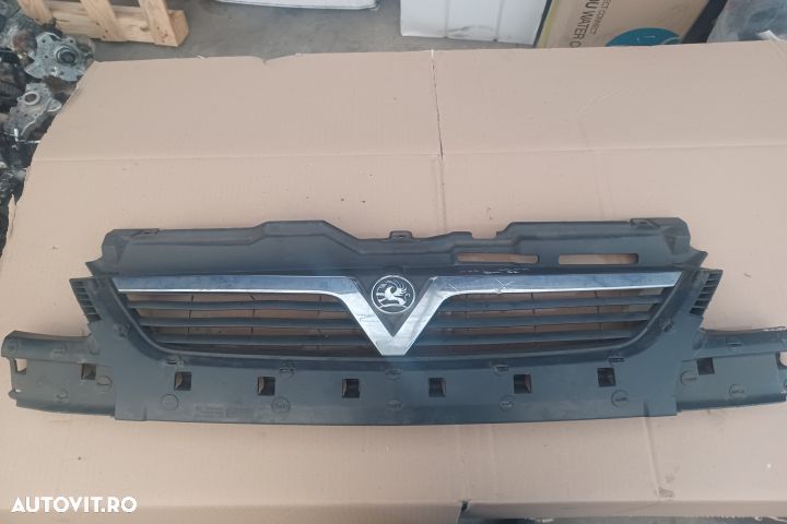 Grila radiator 13120825 Opel Corsa C [facelift] [2003 - 2006] Hatchba - 1