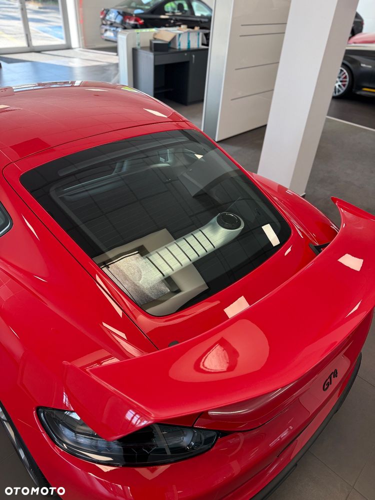 Porsche 718 Cayman - 28