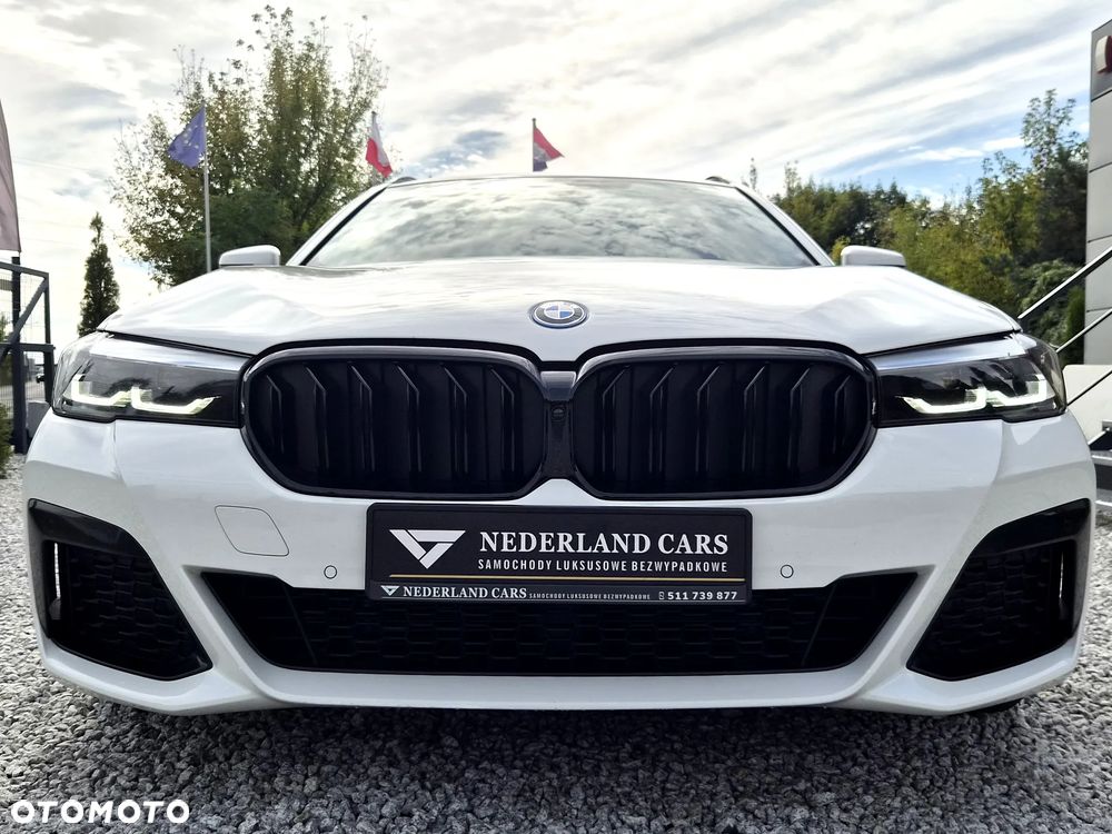 BMW Seria 5 530e xDrive M Sport sport - 41