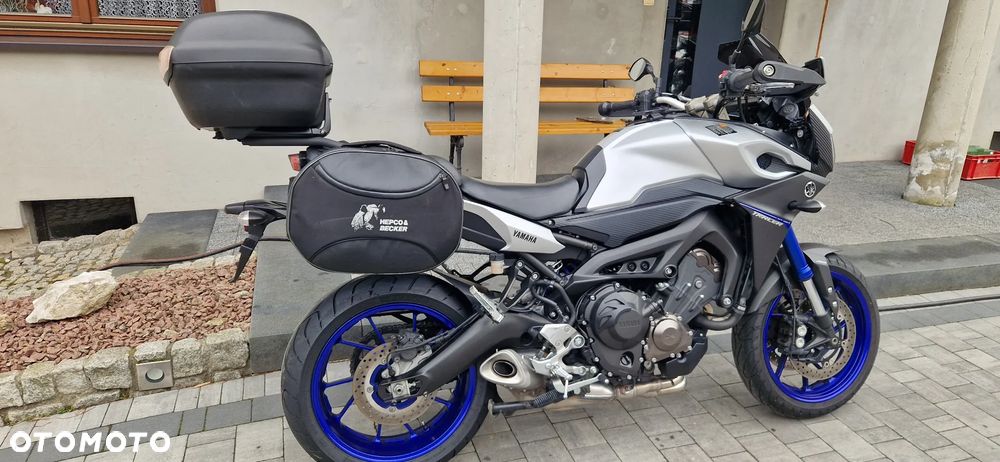 Yamaha MT - 4