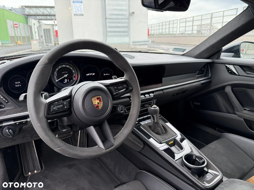 Porsche 911 GT3 - 10