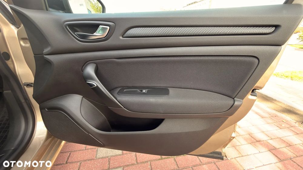 Renault Megane 1.2 Energy TCe Intens EDC - 12