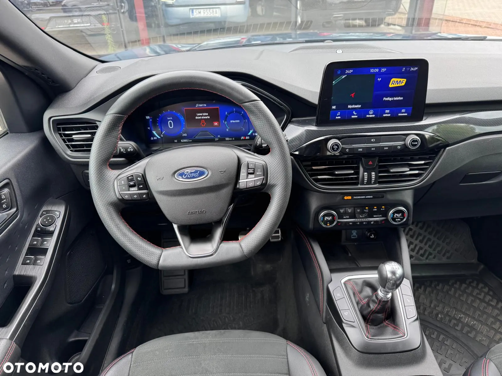 Ford Kuga 2.0 EcoBlue Hybrid ST-LINE - 21