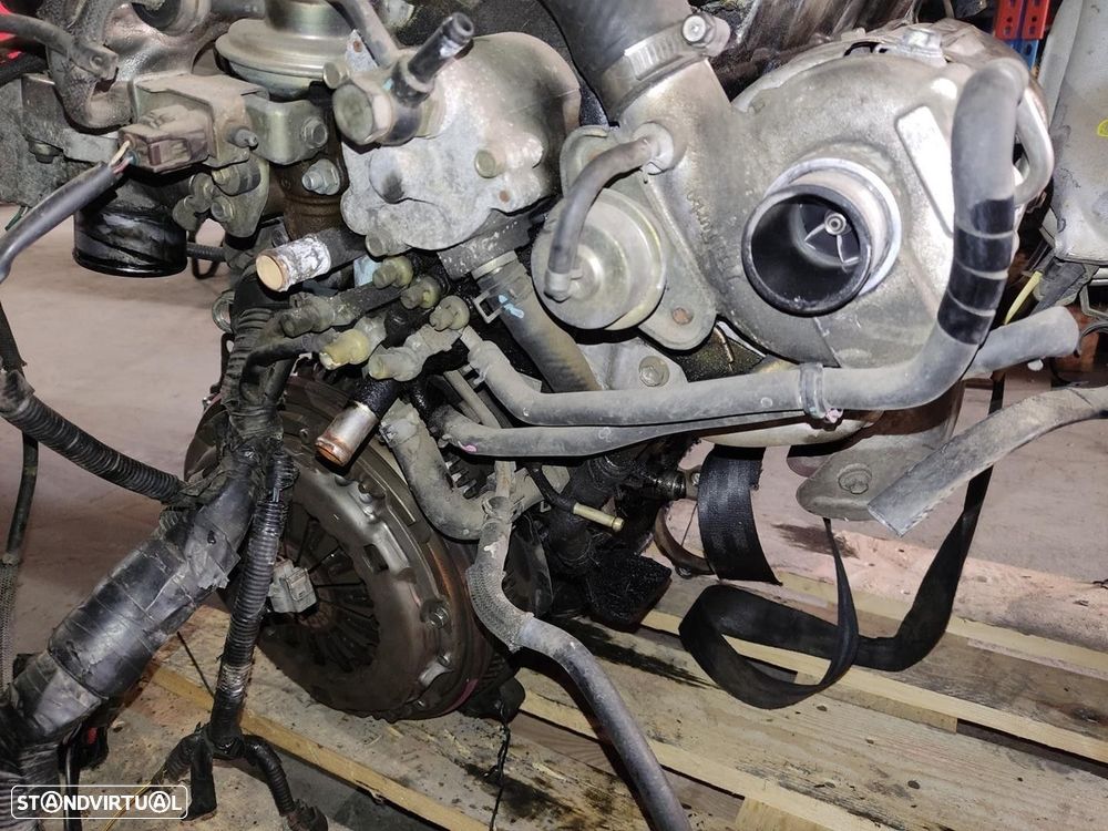 MOTOR COMPLETO TOYOTA AVENSIS 2000 - 1