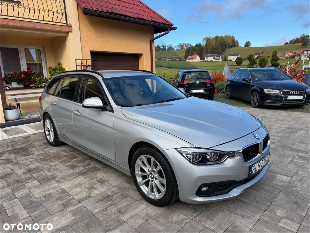 BMW Seria 3 320d Edition Luxury Line Purity - 39