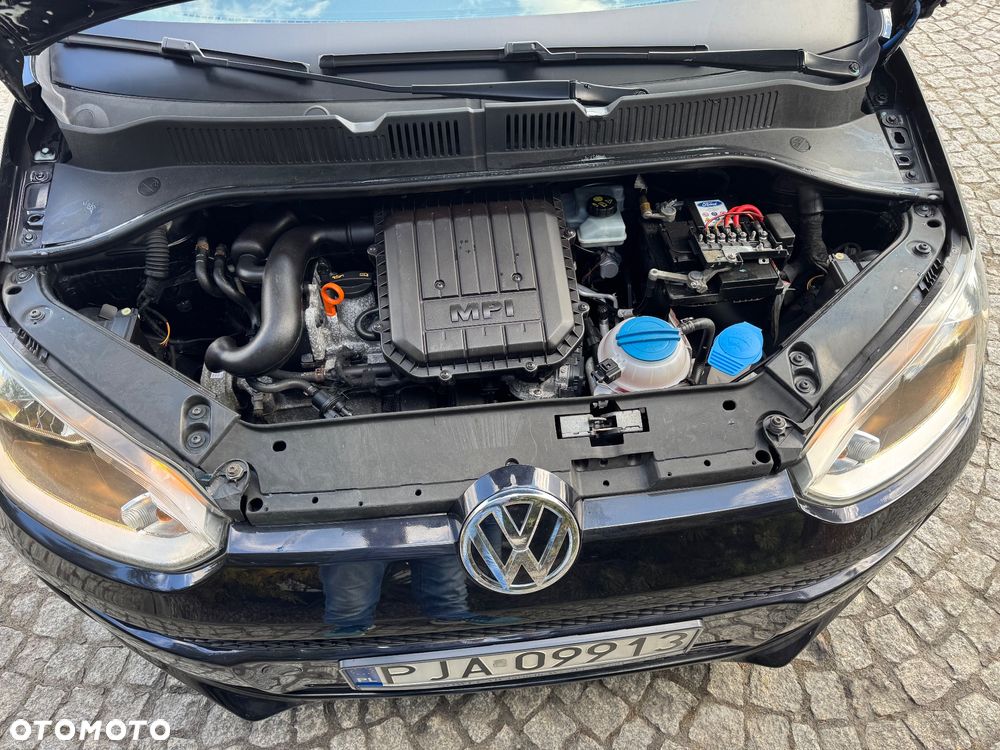 Volkswagen up! black - 20