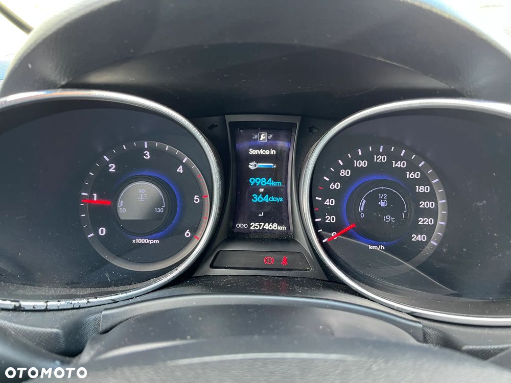 Hyundai Santa Fe - 18