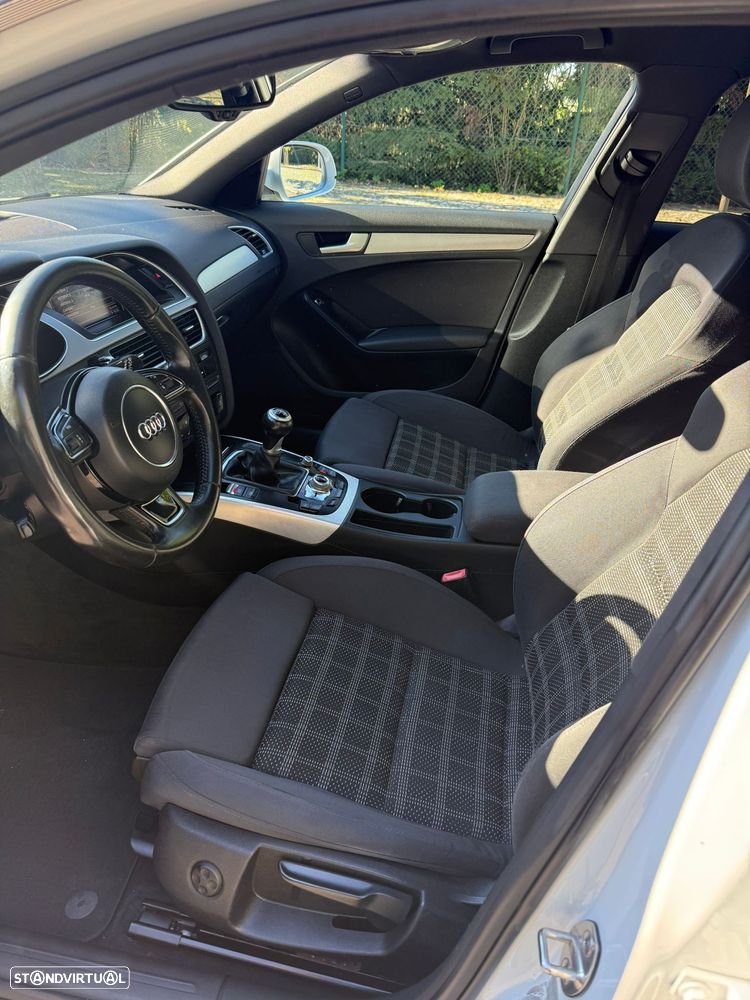 Audi A4 Avant 2.0 TDI S-line - 11