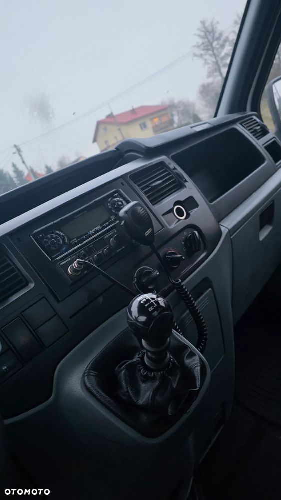 Ford Transit - 13