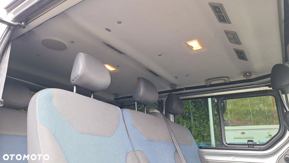 Renault Trafic Passenger Pack Clim - 19