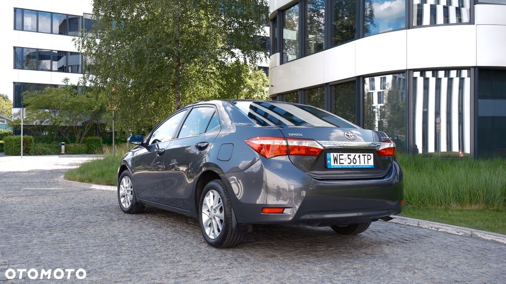 Toyota Corolla 1.6 Active - 5