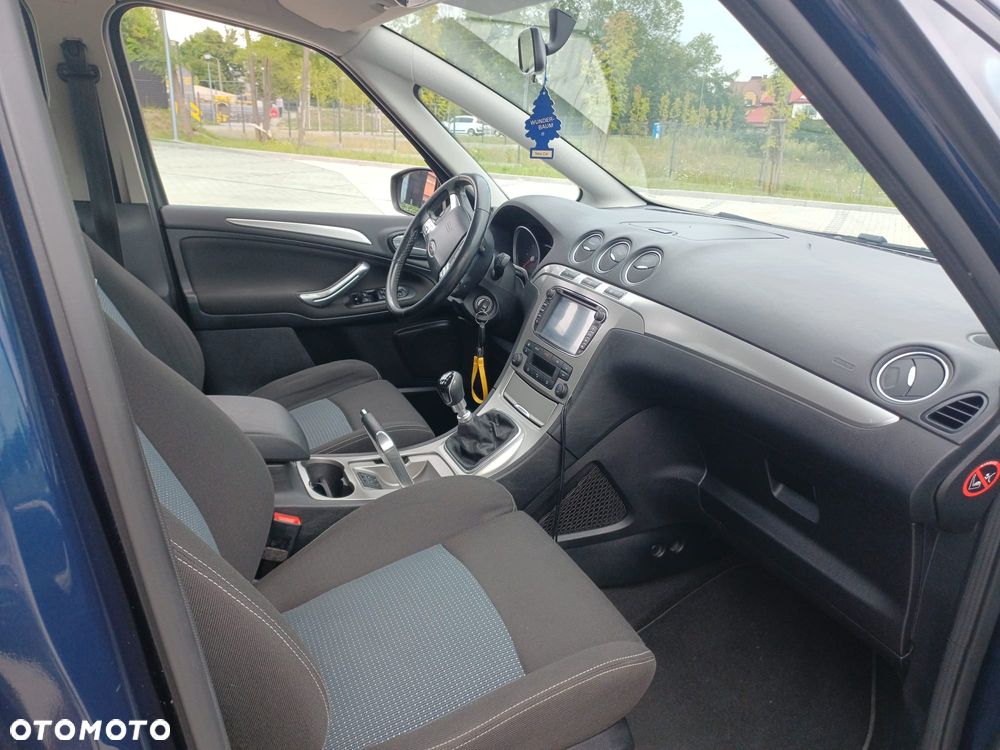 Ford S-Max 2.0 TDCi DPF Ambiente - 10