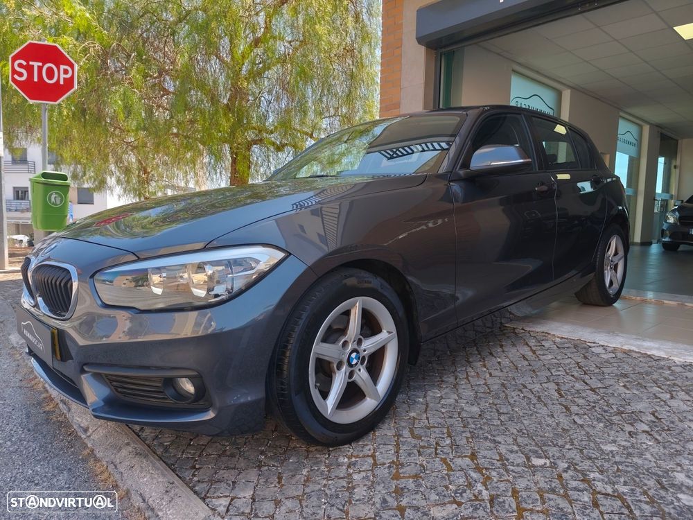 BMW 116 i Advantage — fotografia 3