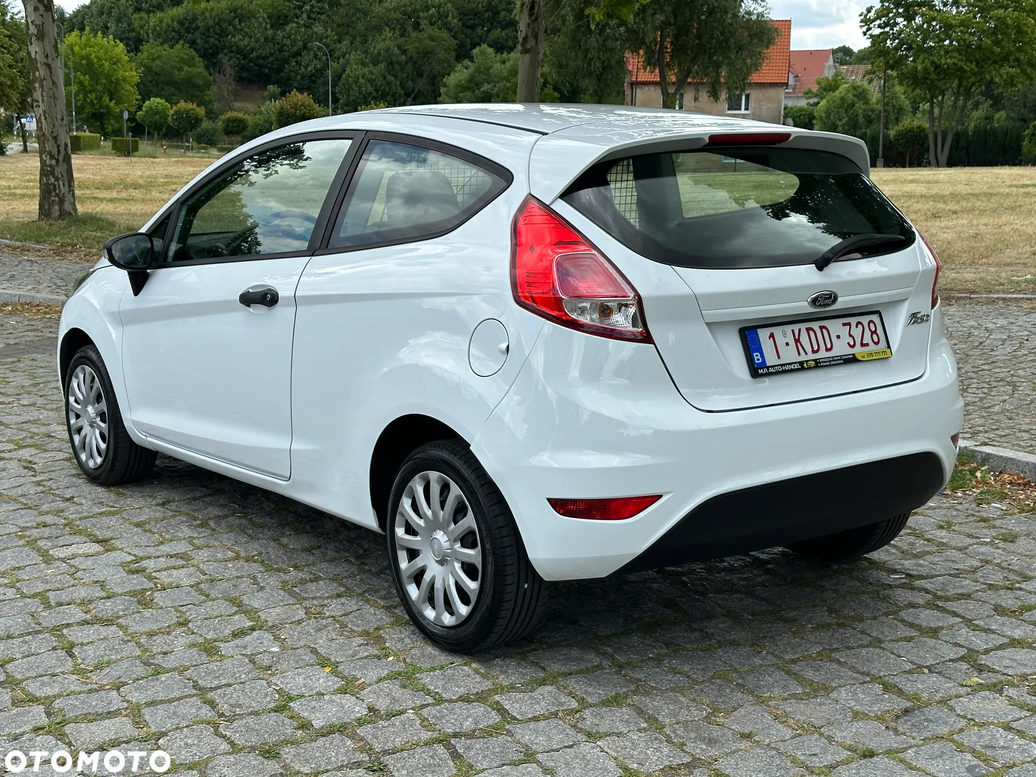 Ford FIESTA VAN - 4