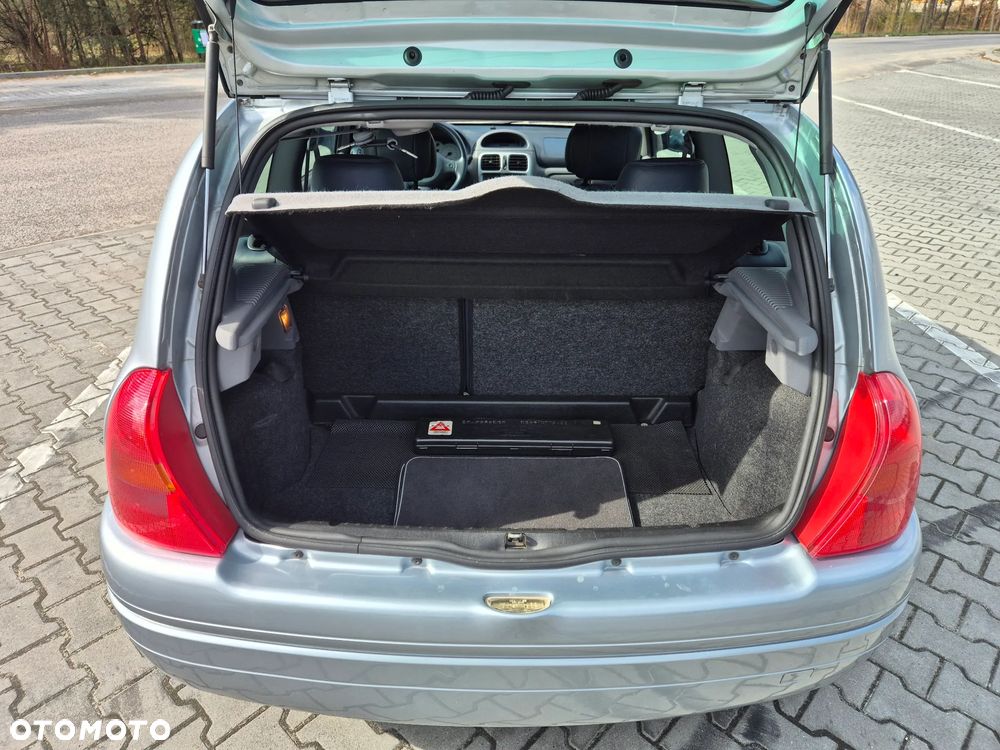 Renault Clio 2.0 16V Sport - 10