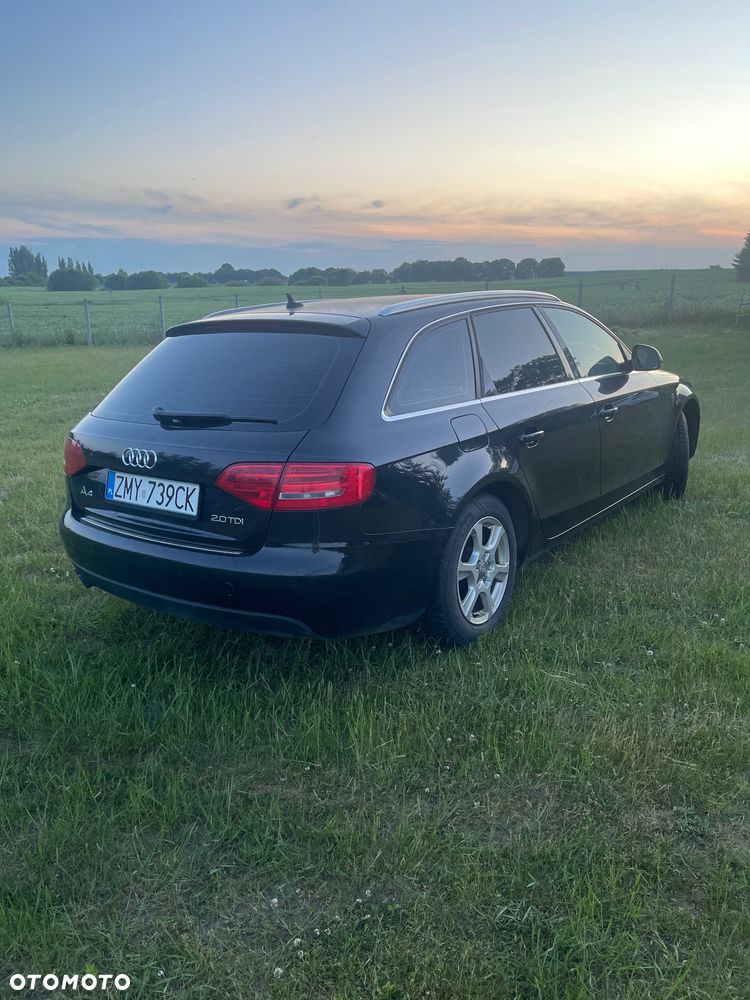 Audi A4 Avant 2.0 TDI - 4