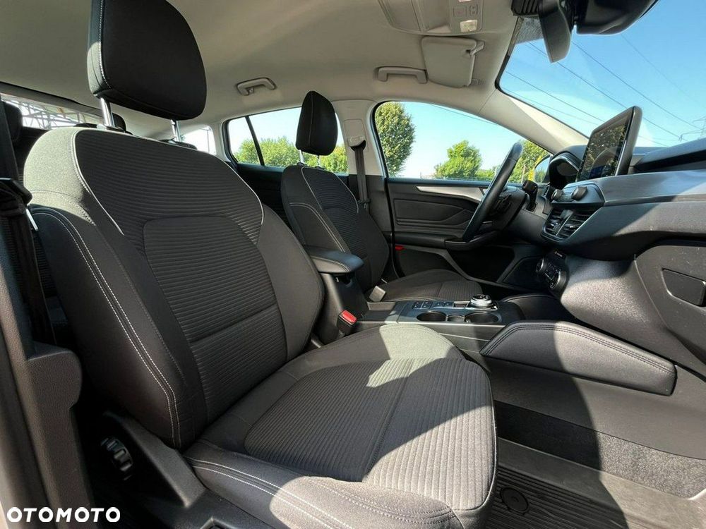 Ford Focus SW 2.0 EcoBlue Titanium Business - 16