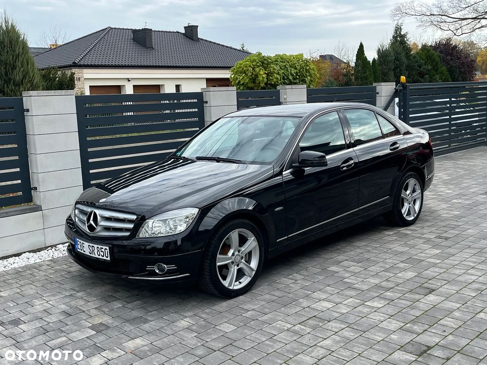 Mercedes-Benz Klasa C 200 7G-TRONIC Avantgarde Edition - 23