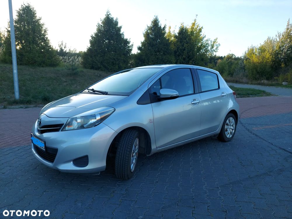 Toyota Yaris 1.0 Luna - 1
