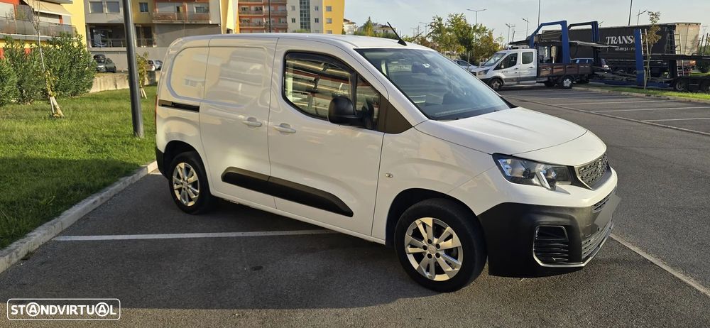 Peugeot Partner 1.5 BlueHDi 100cv L1 Versão PRO | Full Extras - 4