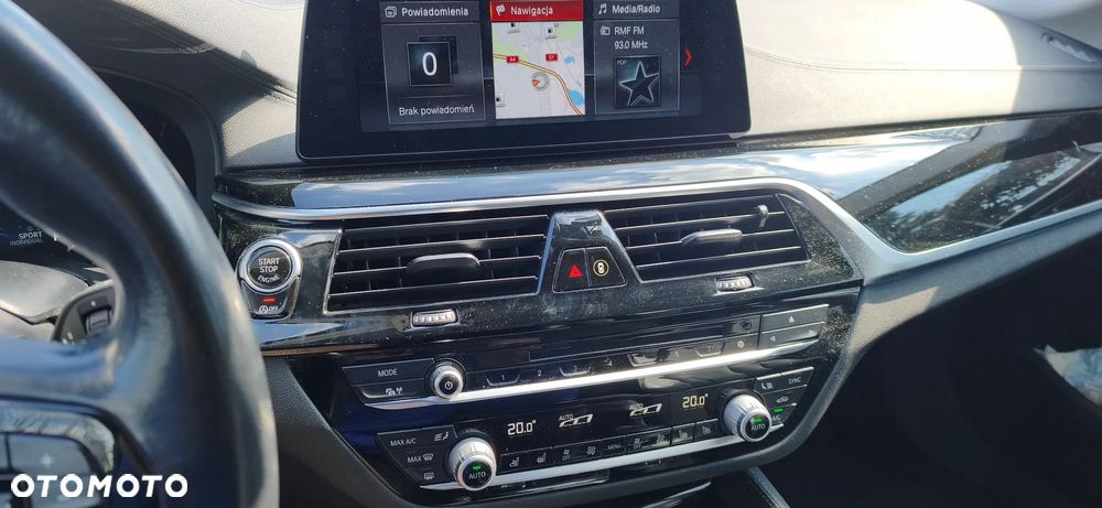 BMW Seria 5 520d Efficient Dynamics Luxury Line - 11