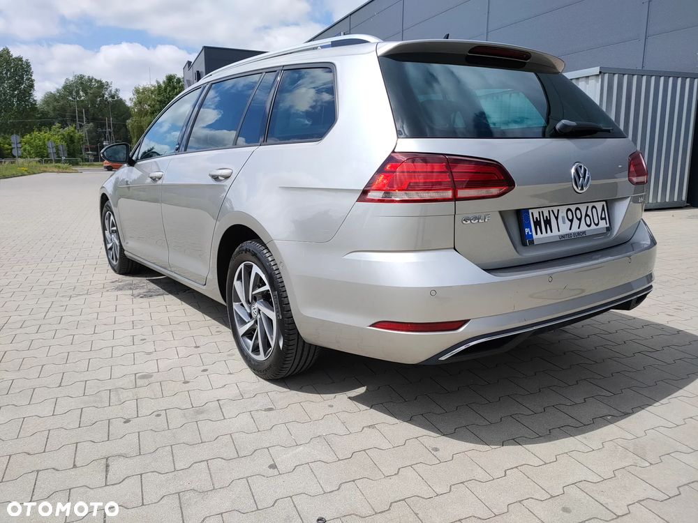 Volkswagen Golf - 21