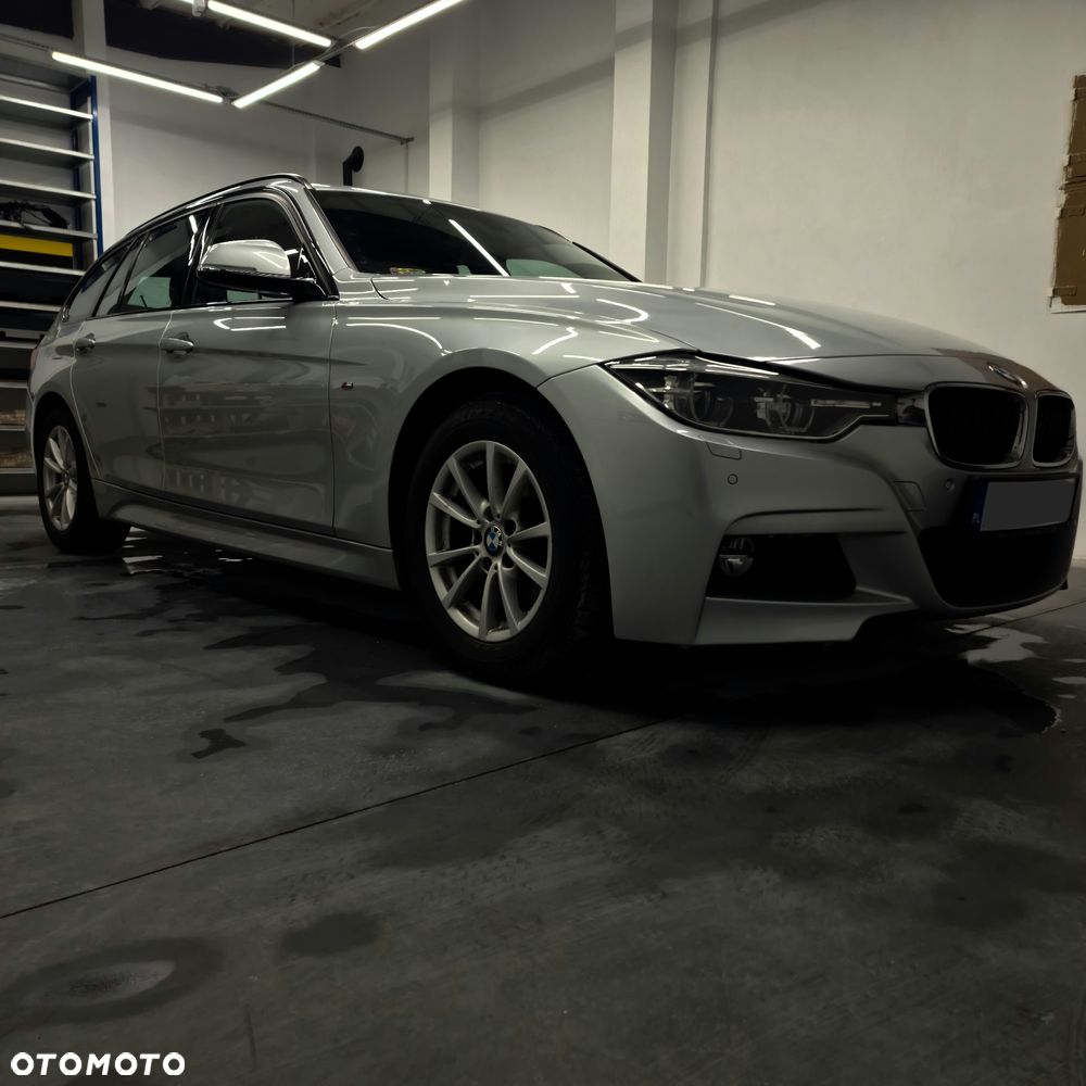 BMW Seria 3 318i M Sport Shadow - 2