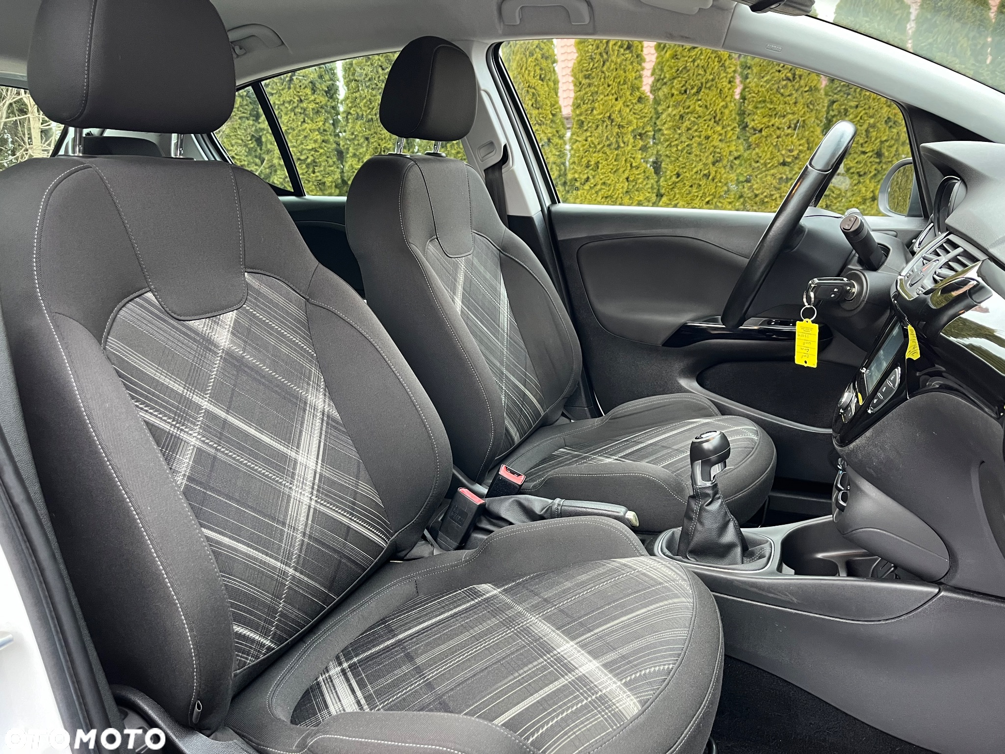 Opel Corsa 1.4 120 Jahre - 19