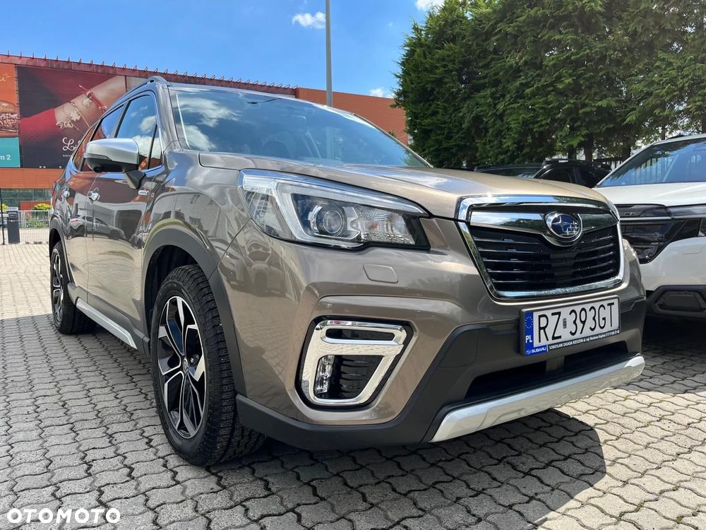 Subaru Forester 2.0i-L Exclusive (EyeSight) Lineartronic - 1