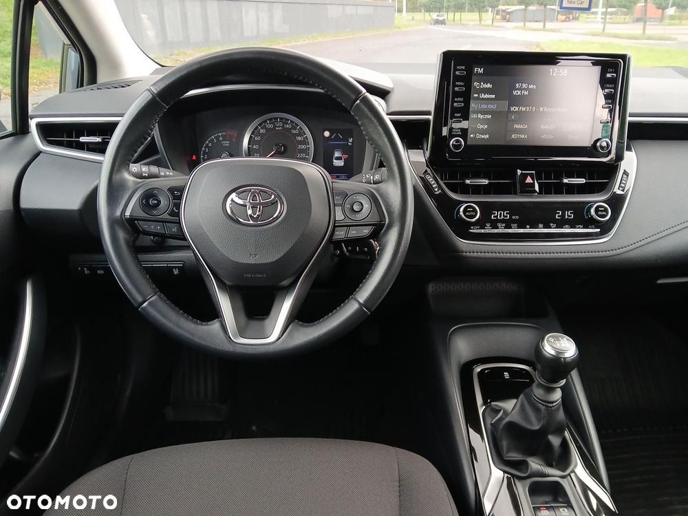 Toyota Corolla - 23