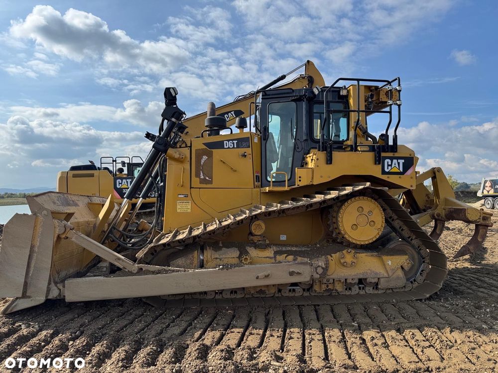 Caterpillar D6T LGP - 2