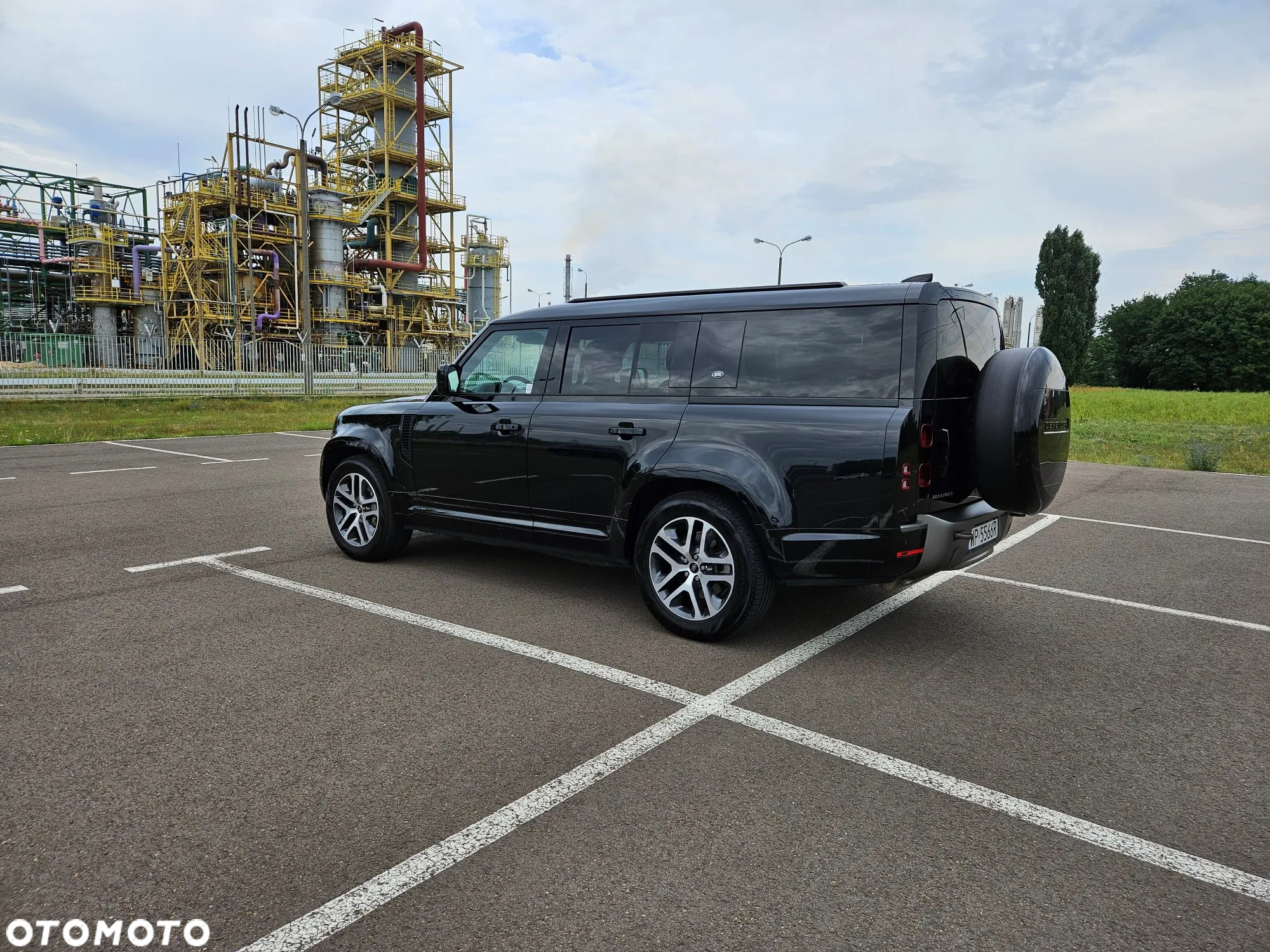 Land Rover Defender 130 3.0 D300 mHEV X-Dynamic HSE - 2