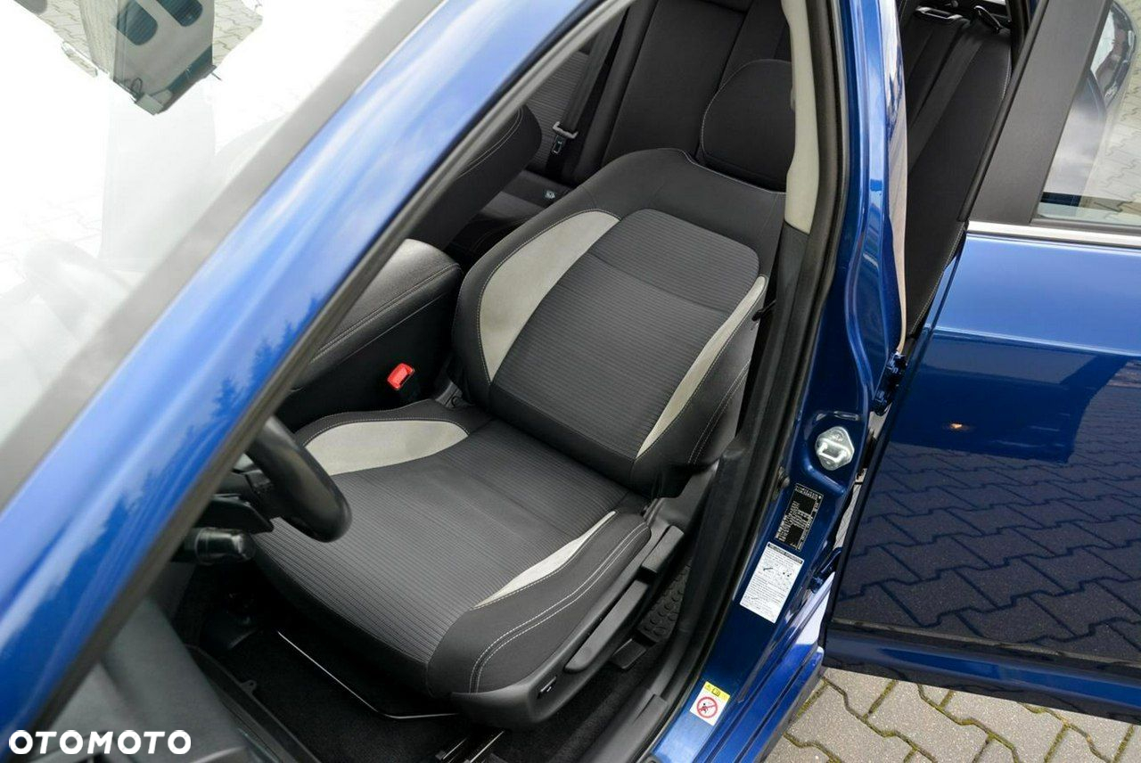 Toyota Avensis 1.8 Sol MS - 20