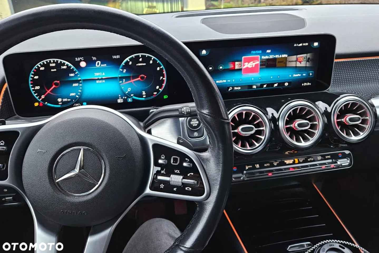 Mercedes-Benz GLB 200 AMG Line 7G-DCT - 4