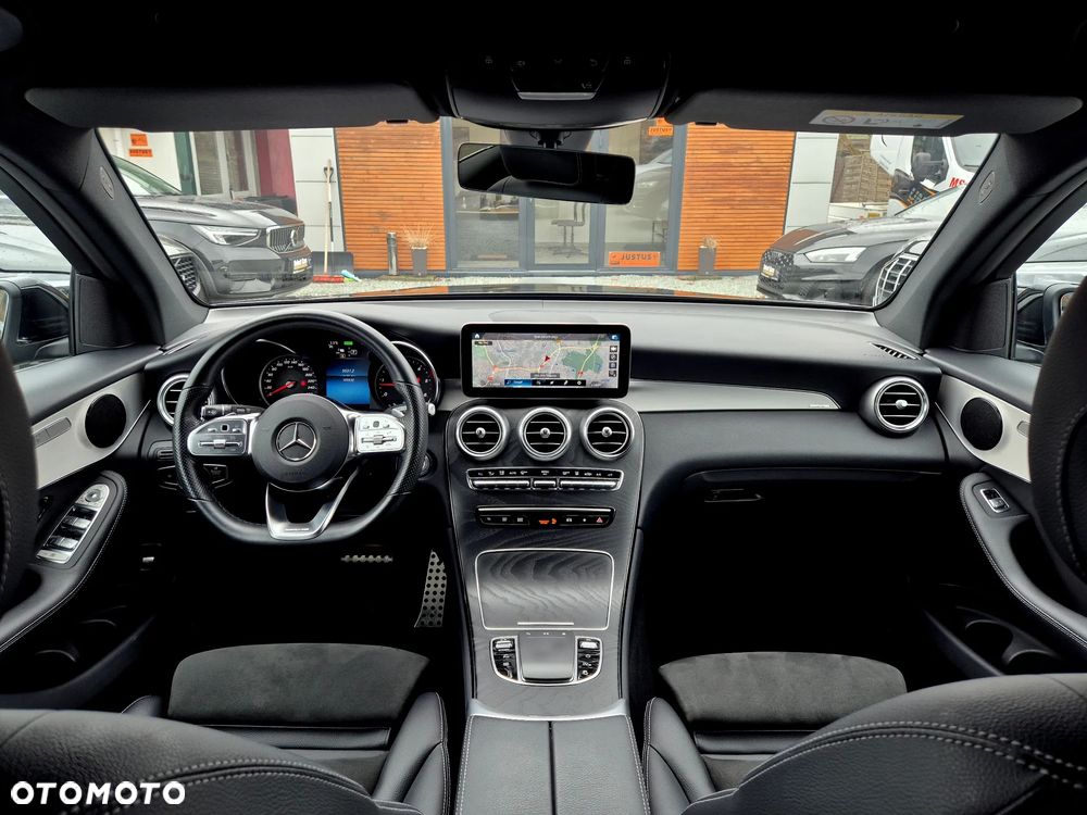 Mercedes-Benz GLC - 7