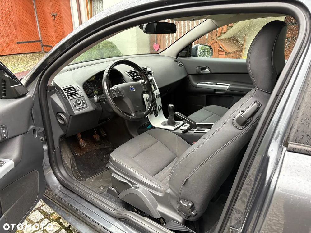 Volvo C30 D2 - 16