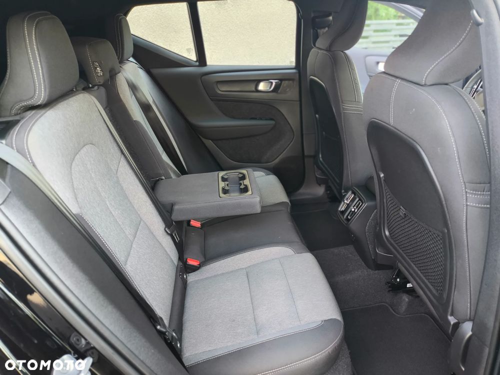 Volvo XC 40 T2 Core - 31