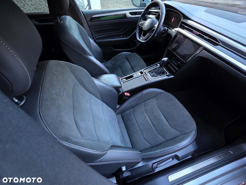 Volkswagen Arteon 2.0 TDI SCR 4Motion DSG R-Line - 11